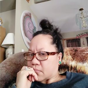 Meet your Posher, Emelyn